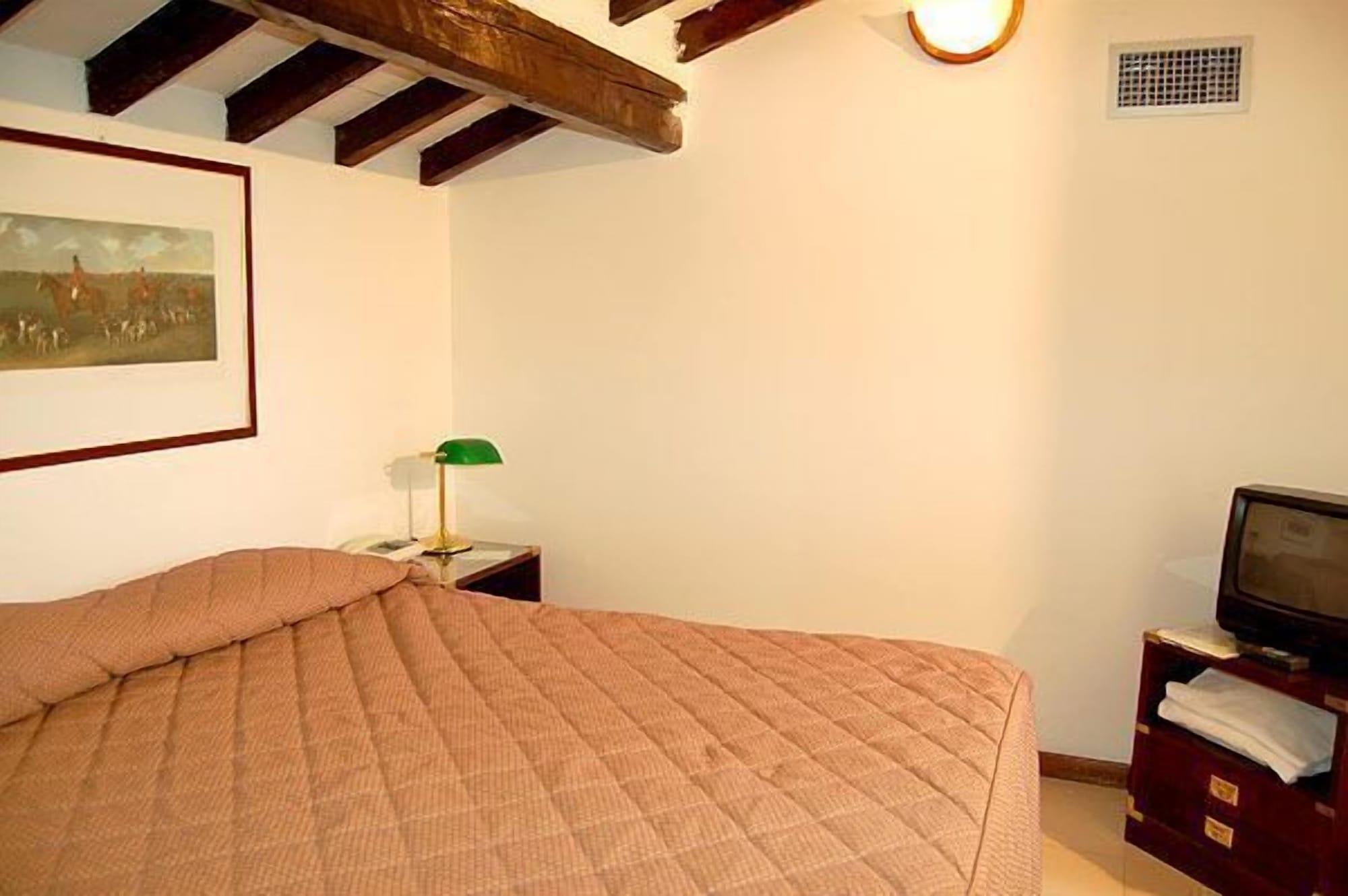 Tassoni Aparthotel Roma